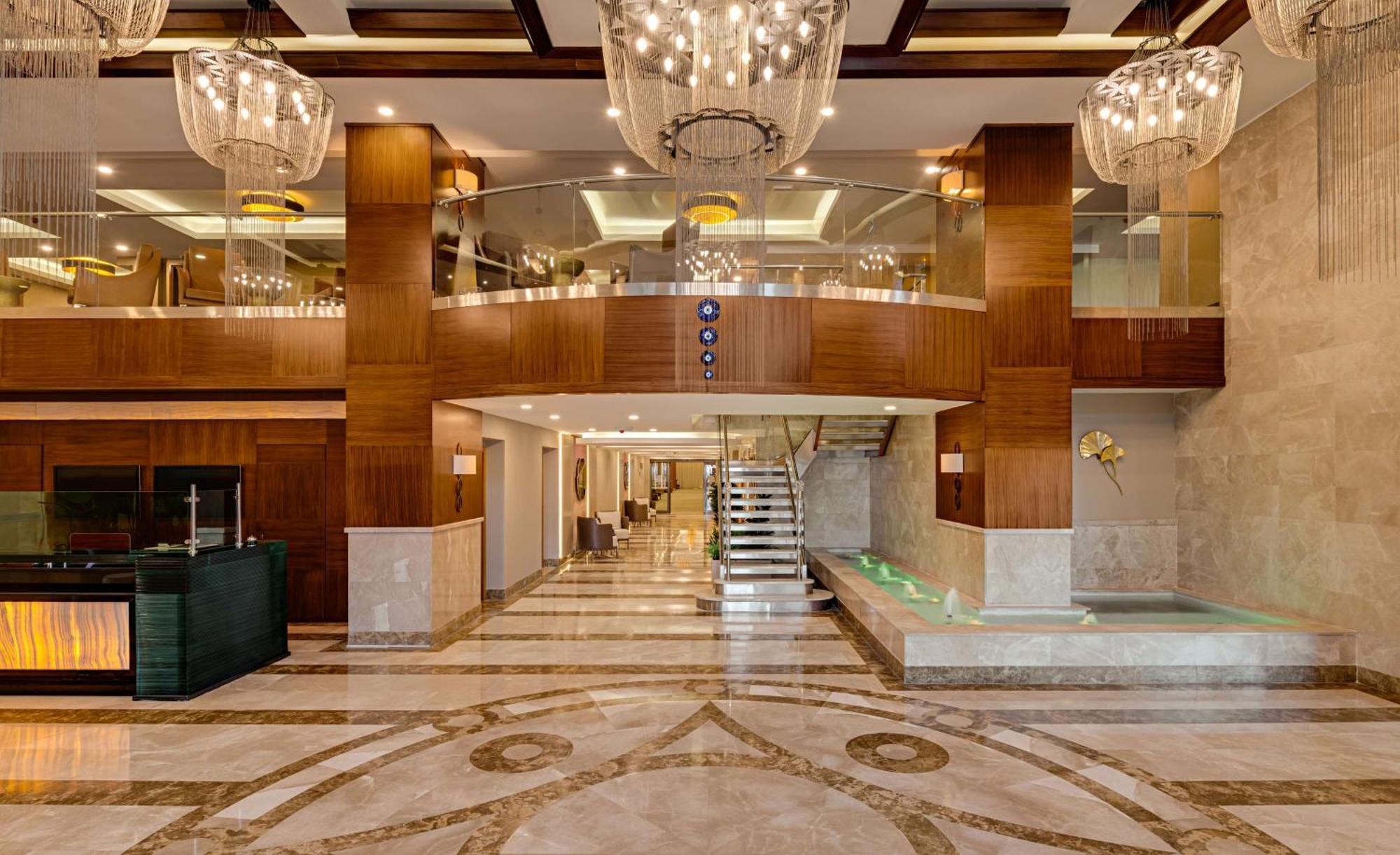 Doubletree By Hilton Van Eksteriør billede