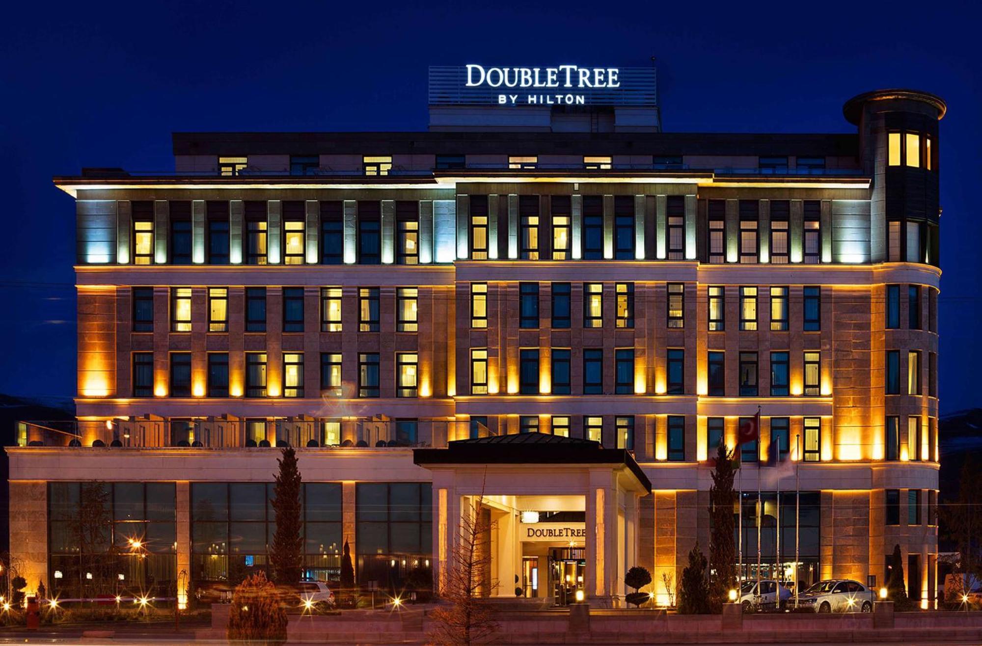 Doubletree By Hilton Van Eksteriør billede